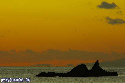 雀島と夕焼け